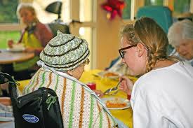 emploi d'agent de collectivité en maison de retraite